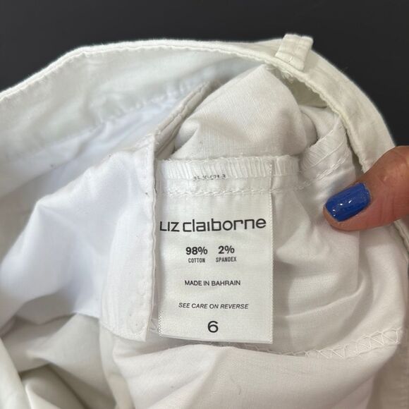 LIZ CLAIBORNE White Capris Size 6 - Picture 7 of 8